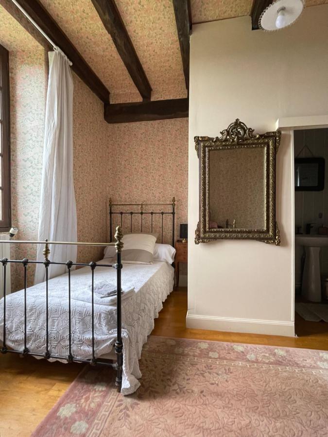Le Manoir Enchante Figeac Esterno foto